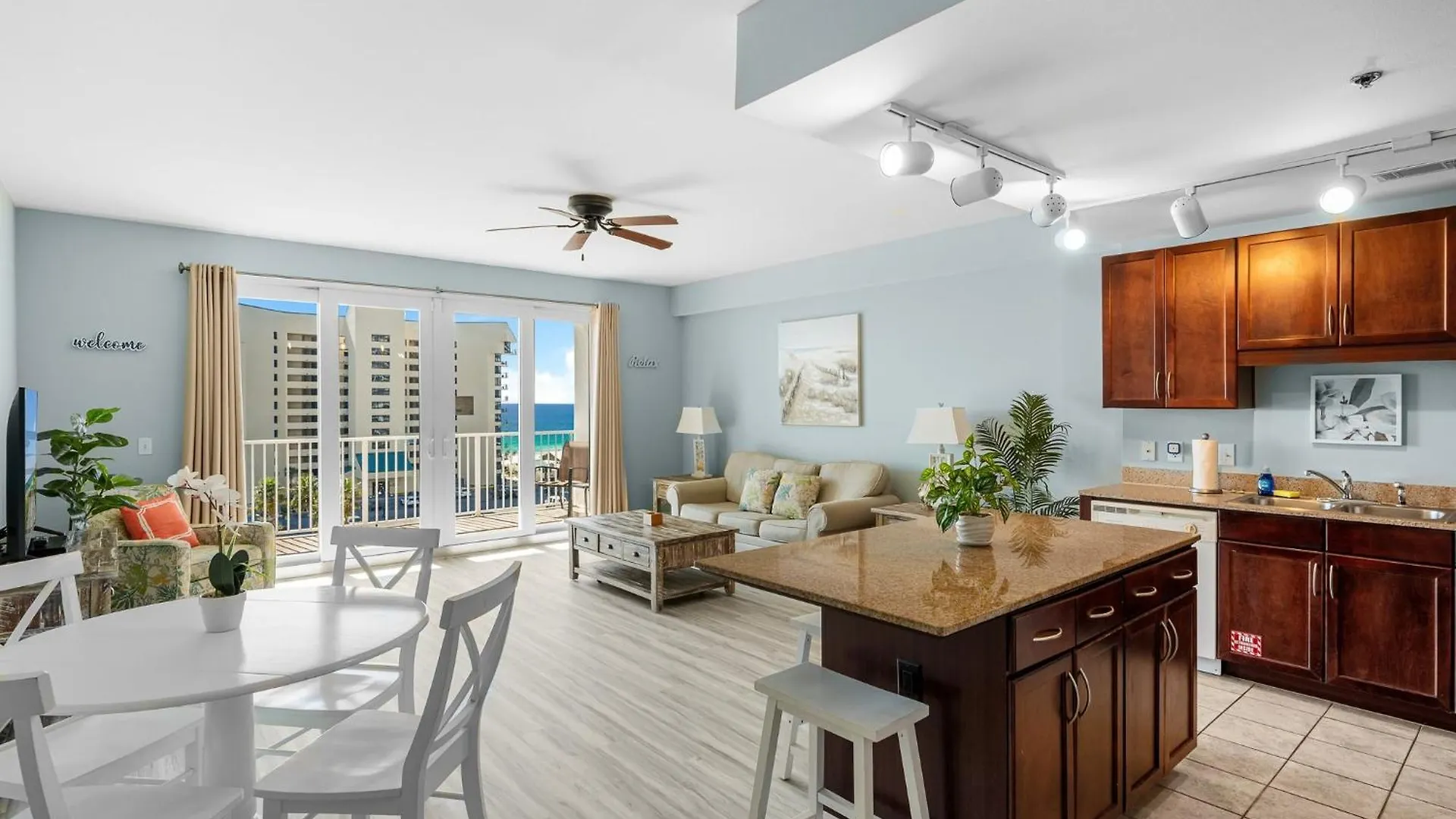 Oceanview Family Friendly Resort Low Floor Condo! Steps 2 Beach! By Dolce Vita Getaways Pcb Panama City Beach