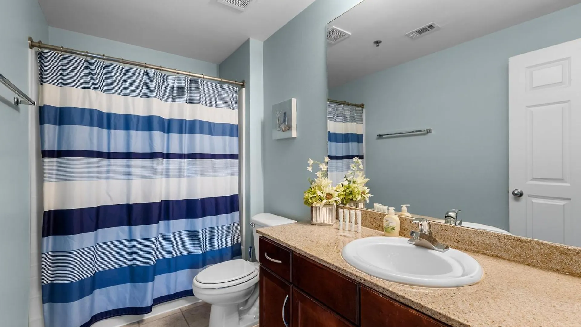 Oceanview Family Friendly Resort Low Floor Condo! Steps 2 Beach! By Dolce Vita Getaways Pcb Panama City Beach United States